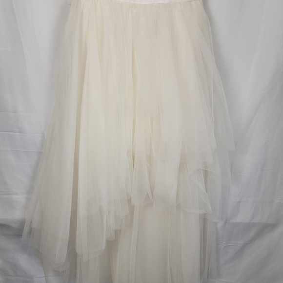 BCBGMAXAZRIA Corset Tiered Dress in Gardenia #2312 - Picture 13 of 16